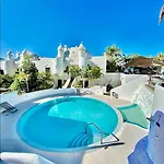 아파트 Family Oasis - Oceanview Duplex, Heated Pool, Air Con *