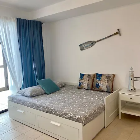 Family Oasis - Oceanview Duplex, Heated Pool, Air Con 公寓 阿德耶