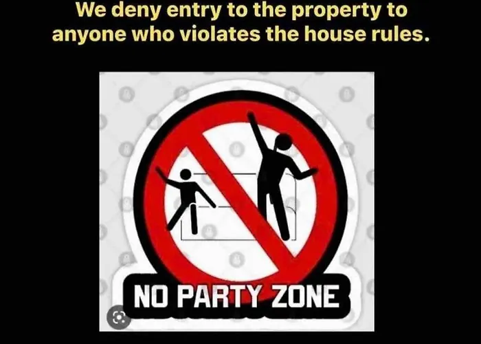 Family Oasis - Oceanview Duplex, Heated Pool, Air Con 阿德耶