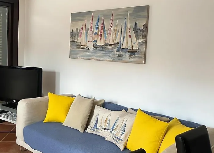 Family Oasis - Oceanview Duplex, Heated Pool, Air Con * 阿德耶