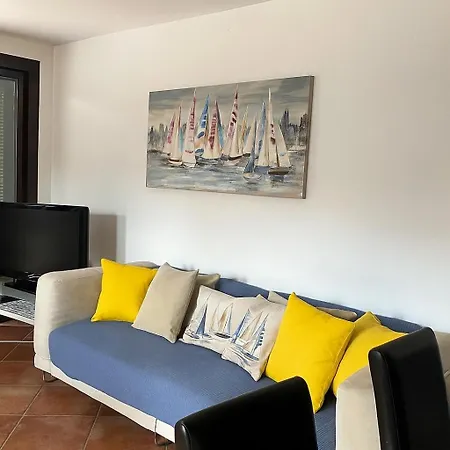 Family Oasis - Oceanview Duplex, Heated Pool, Air Con * أذيخي